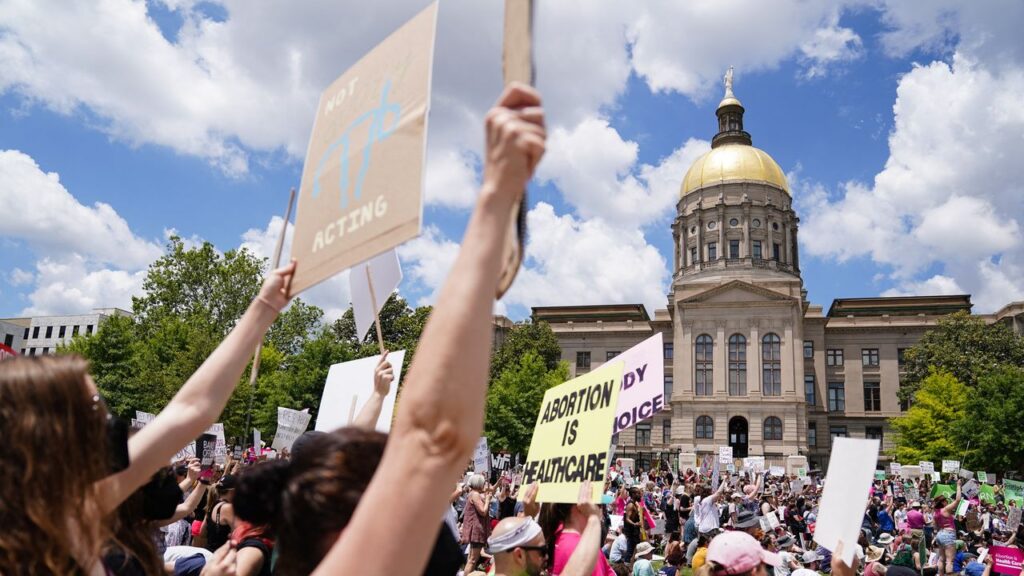 A Pregnant Woman Adriana Smith of Georgia Is Reportedly Being Kept Alive Due to a Abortion BanDespite Being Brain Dead