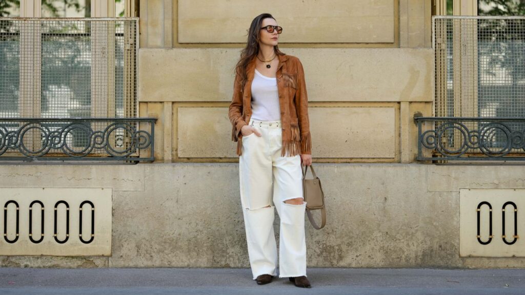 How to Style White Jeans for Fall 2025 and Stay on Trend