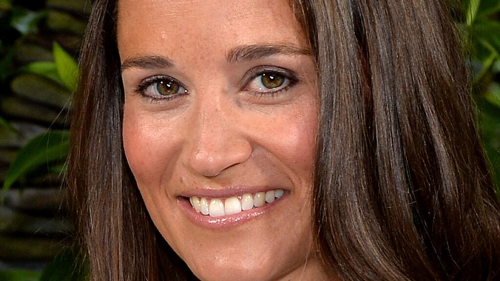 Pippa Middletons dolly dress is the perfect desk to dinner date look of 2025