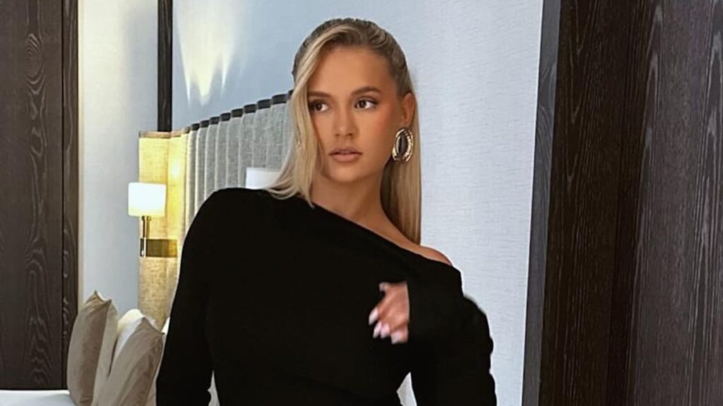 Molly Mae Hague just wore my favourite wide leg trousers and her flawless outfit is still available to shop