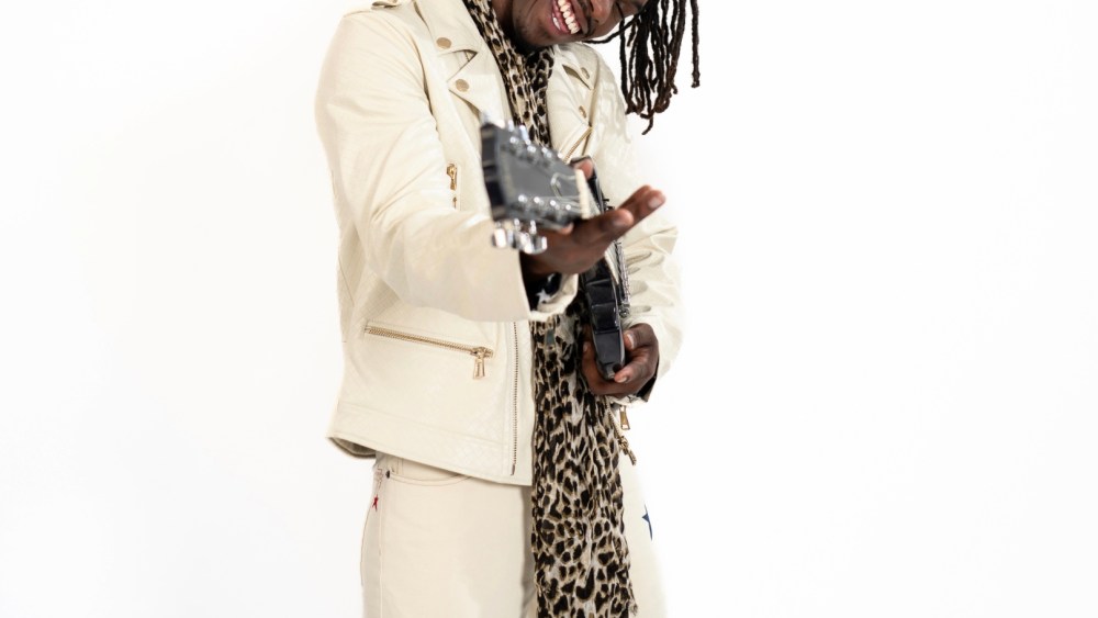 AndrewCharlesjpg | New Top Model A look from the Andrew Charles collection from Andy Hilfiger