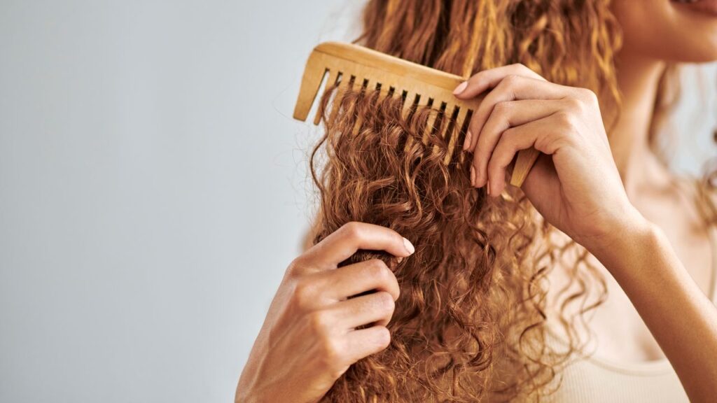 How to Detangle Matted Hair According to Professional Hairstylists