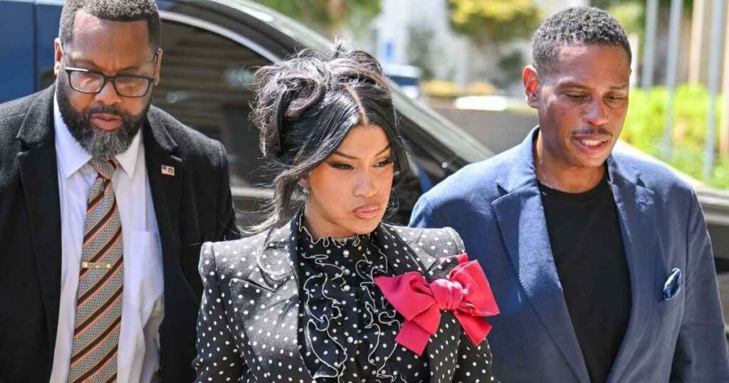 Photo Cardi B Just Won the Polka Dot Trend With This $10K Pantsuit