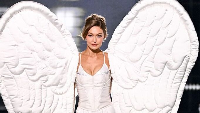 IMG2850da5f5ae1760618644855jpeg | New Top Model Victorias Secret Fashion Show 2025 Photos From the Runway