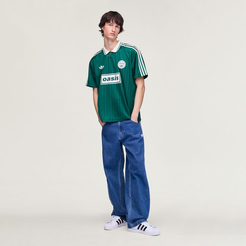 KW6284WeComjpg | New Top Model Oasis Live
