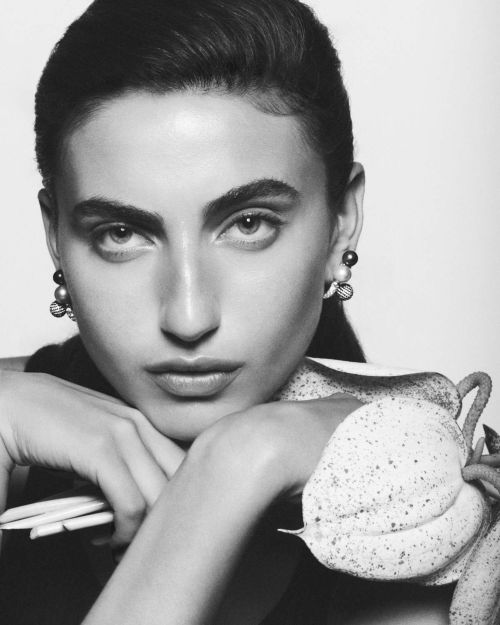 Repossijpg | New Top Model Repossı unveıls a creatıve concept pıece ın lımıted numbers