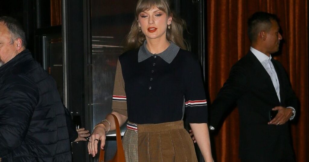 Taylor Swift Adds Touch of Luxury To Simple Tee With LV Bag