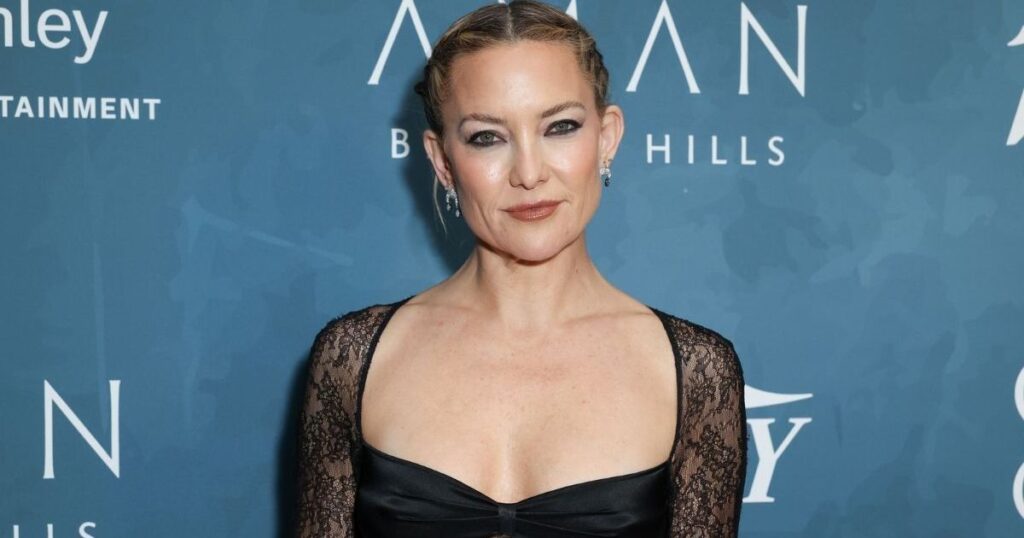 Kate Hudsons Dreamy Lace Dress Is Completely See Through