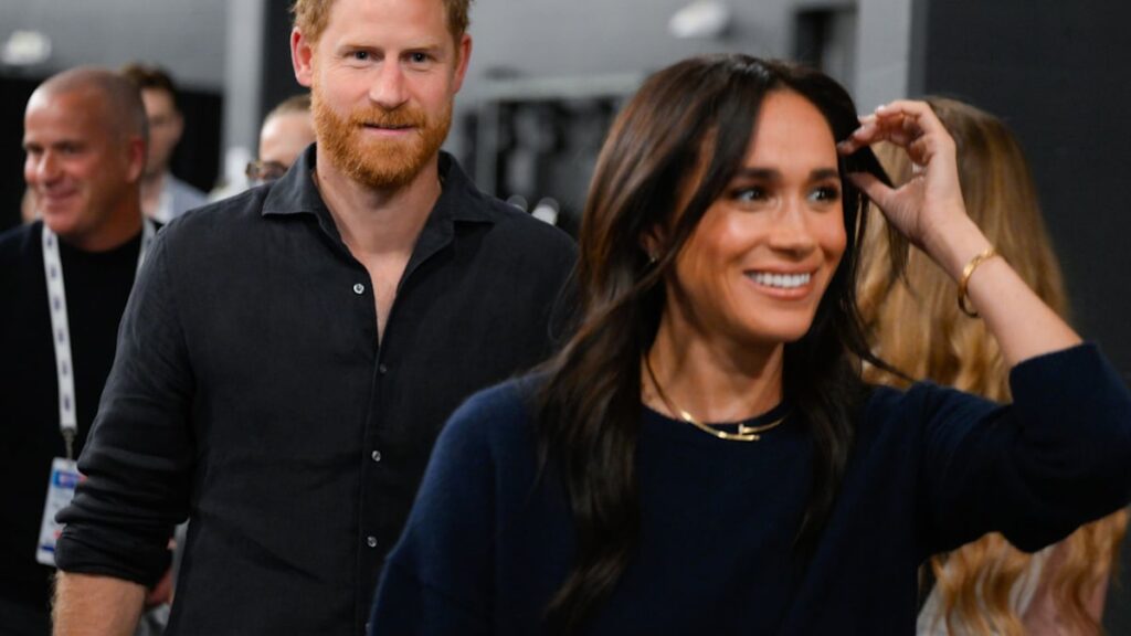 Meghan Markles Cartier Juste un Clou nail necklace she wears on repeat Ive found some good lookalikes for less