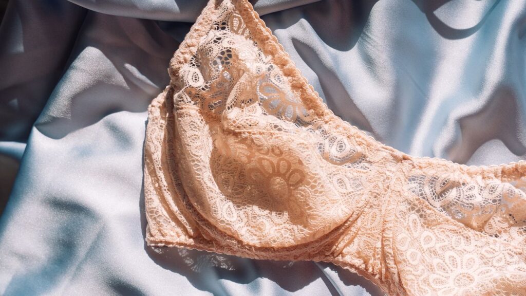 2232794332jpeg | New Top Model 16 Best Bras for Small Boobs 2026 Tested by Flat Chested Women