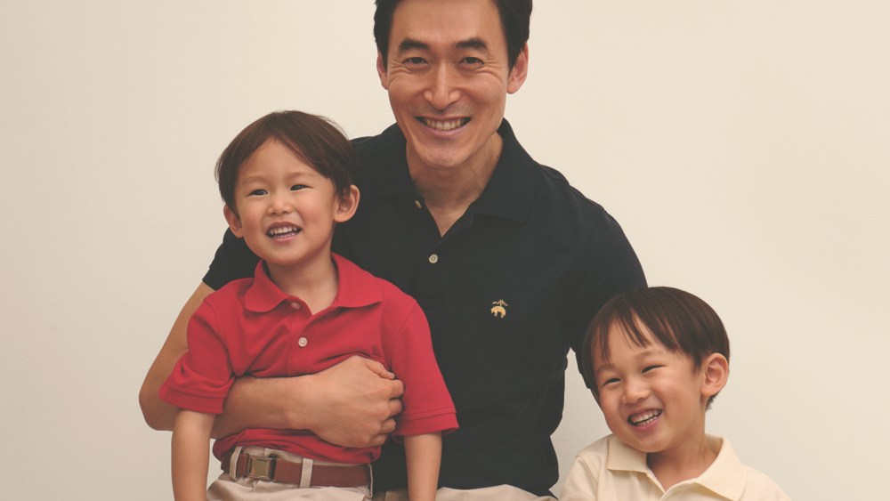 JINOandfamily2137jpg | New Top Model Brooks Brothers featured fathers and sons in its Fathers Day campaign this year