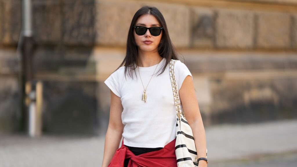 2280125290jpeg | New Top Model Curation Banner