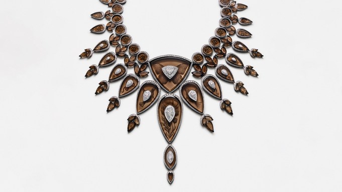 BurcheronCoutureCollierjpg | New Top Model Boucherons Carte Blanche Tattoo Necklace Has 580 Carats of Quartz