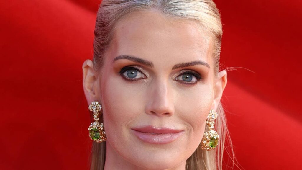 Lady Kitty Spencer shares rare video of billionaire husband Michael Lewis