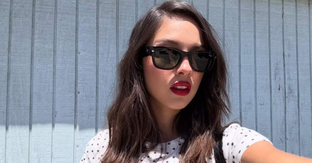 Olivia Rodrigos Jill Stuart Micro Minidress Rides High on Her Thighs